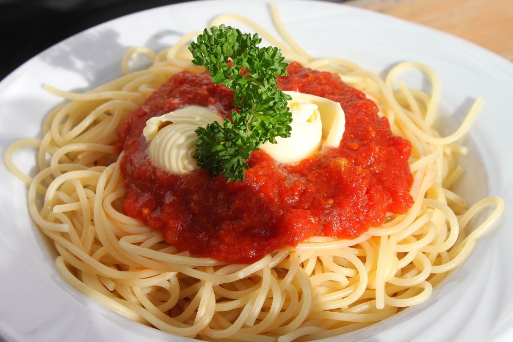 Spaghetti_al_Pomodoro (1)